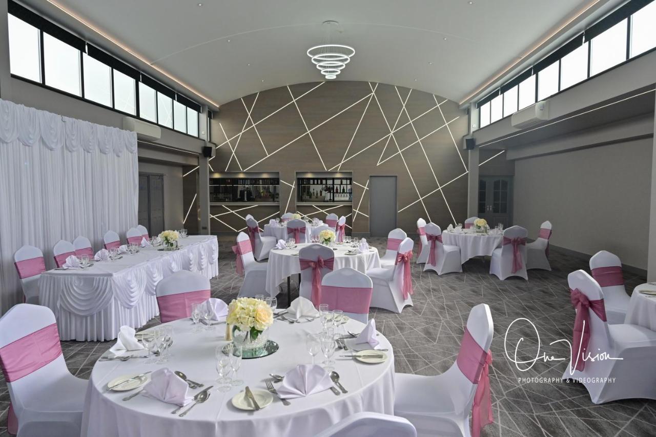Best Western Premier Heronston Hotel & Spa Bridgend  Exteriér fotografie