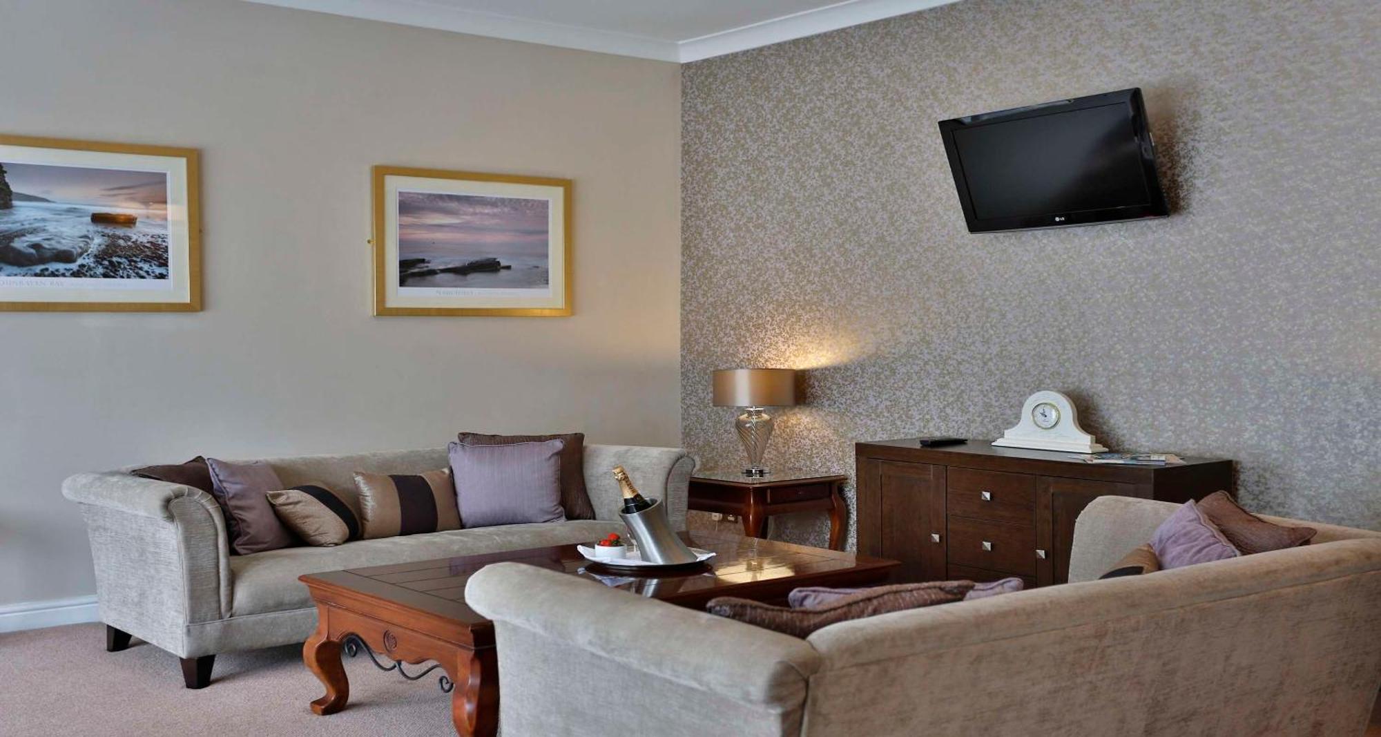 Best Western Premier Heronston Hotel & Spa Bridgend  Exteriér fotografie